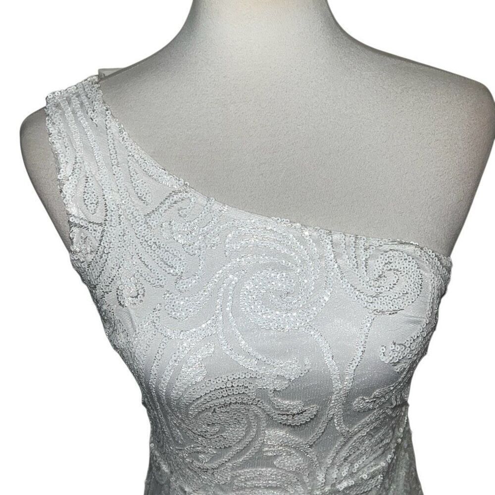 Lulu’s Madina White Sequin One-Shoulder Bodycon Mini Dress size X-Small XS - Picture 4 of 9
